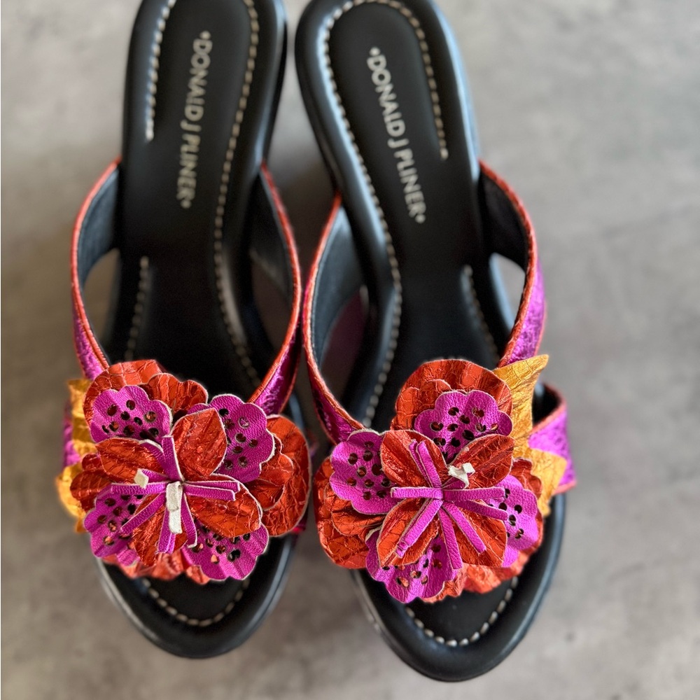 Donald J. Pliner Women's Floral Sandals - Pink and Orange